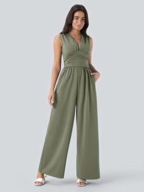 HALARA NWOT Sleeveless Wide-Leg Jumpsuit in Olive Green